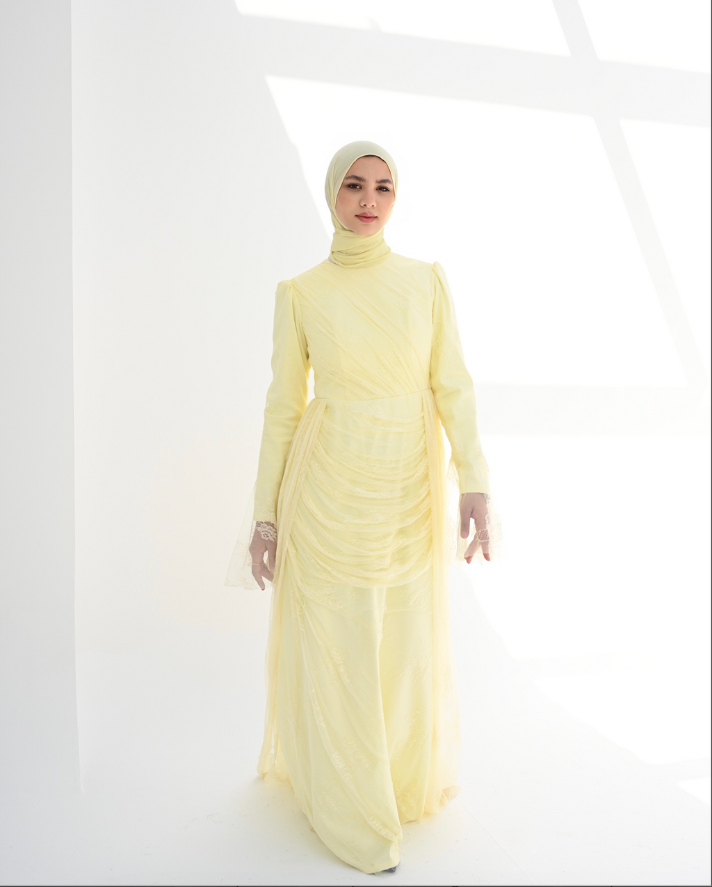 Laura Lace Dress